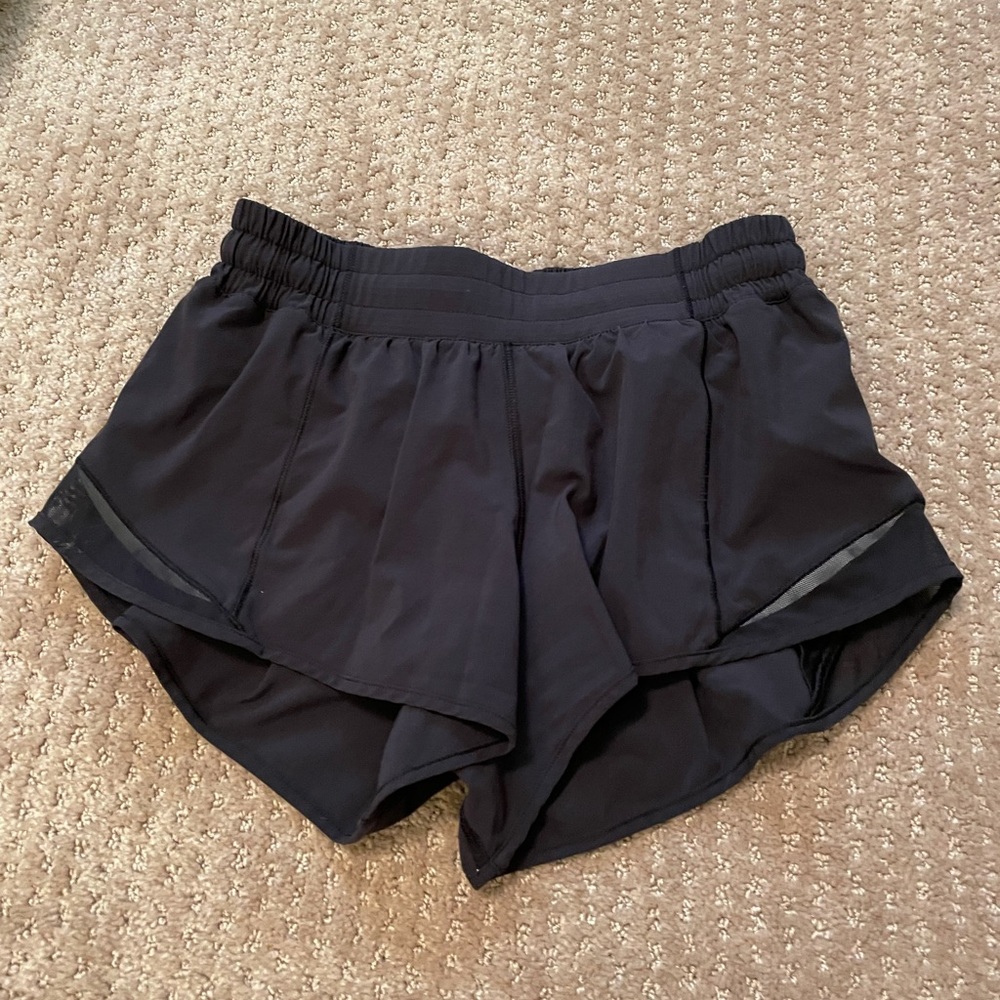 Lulu lemon Hotty Hot short, black